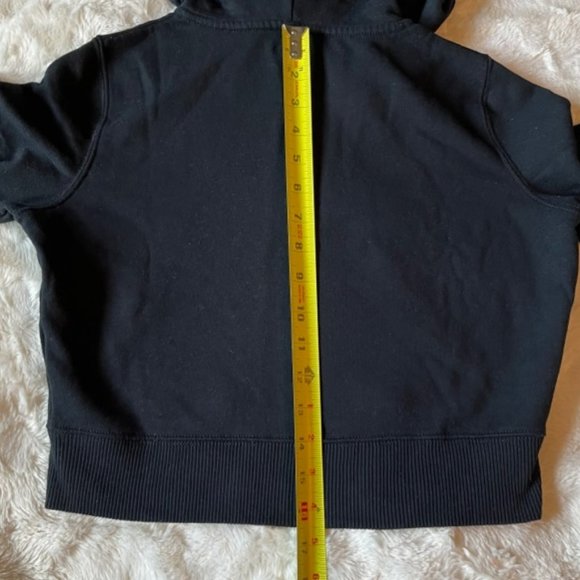 - Hollister Cropped Black Hoodie Full Zipper Front Pockets Size XS NWT - Picture 8 of 15